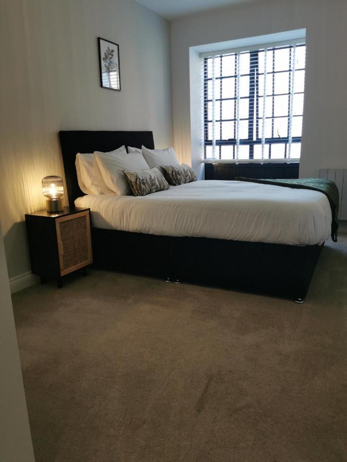 Axiom Apartment - Beautiful Stylish 2 Bed. Cheltenham Exteriér fotografie