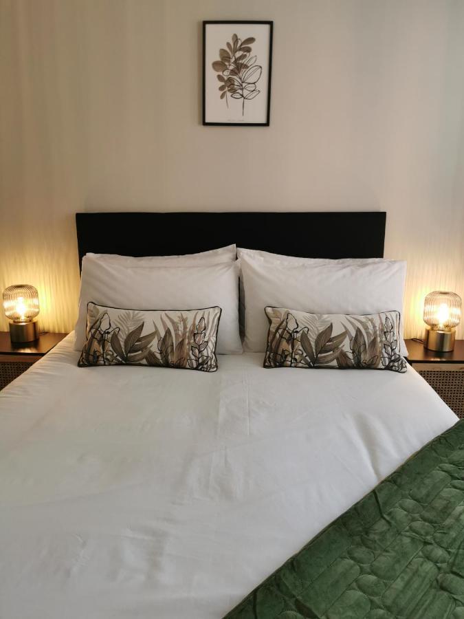 Axiom Apartment - Beautiful Stylish 2 Bed. Cheltenham Exteriér fotografie
